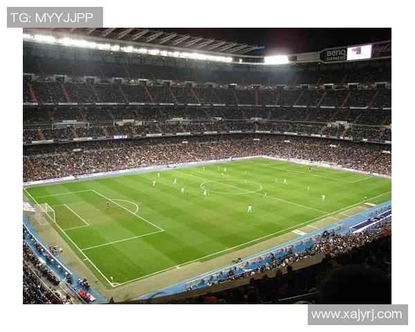 足球巨星代号解析：揭秘球场背后的英雄身份与传奇故事